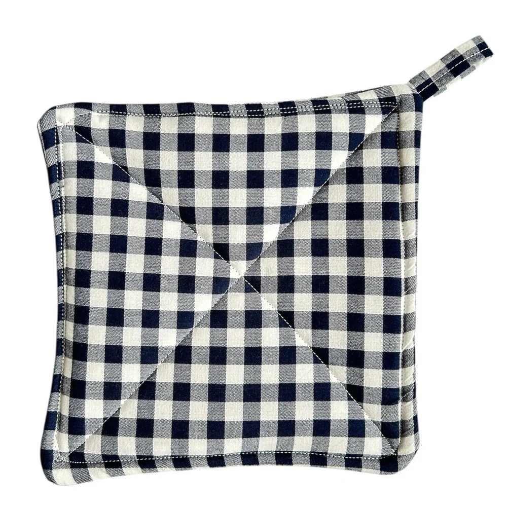Hand Crafted Navy Blue and White Gingham Checkered Pot Holders Hot Mat Trivet